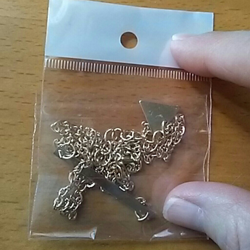 necklace - Picture 2 of 2